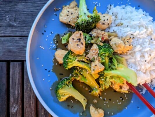 Stir Fry mit Chicken Brokkoli